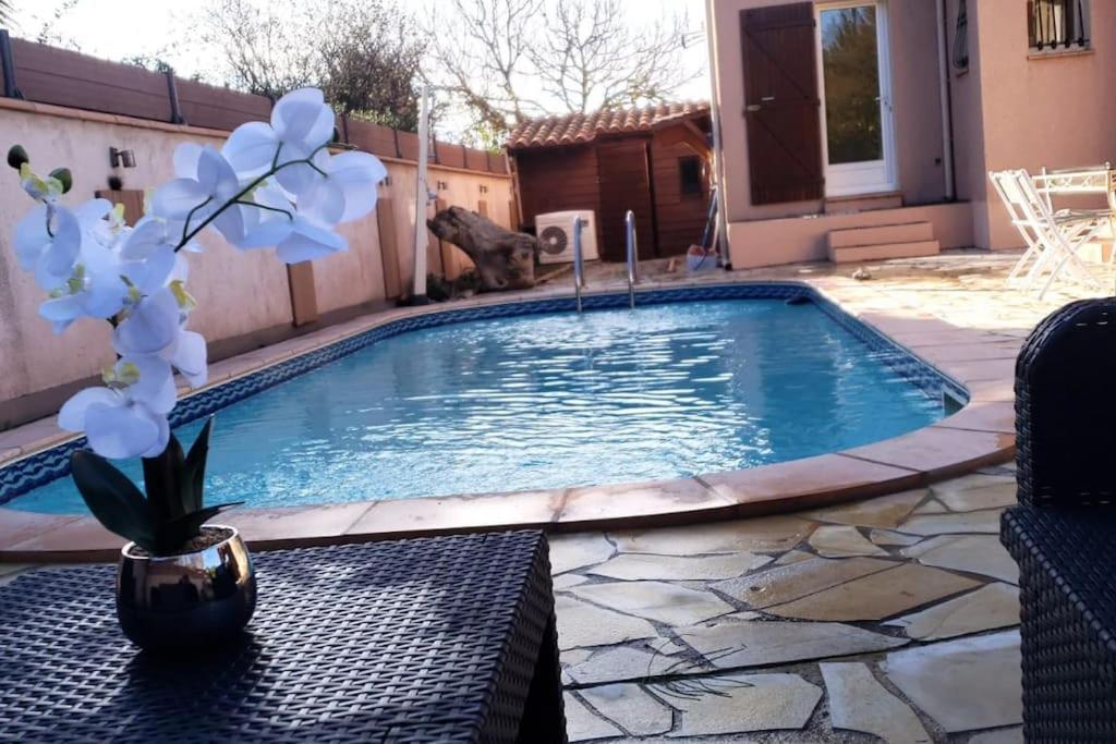 Avec Piscine A St Marie La